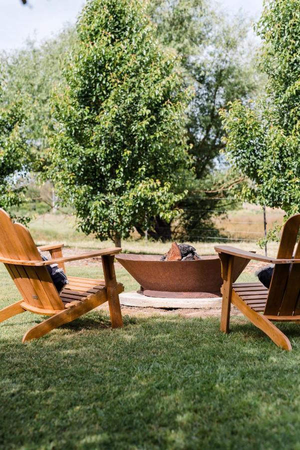 Walnut Tree Cottages Whorouly Екстер'єр фото