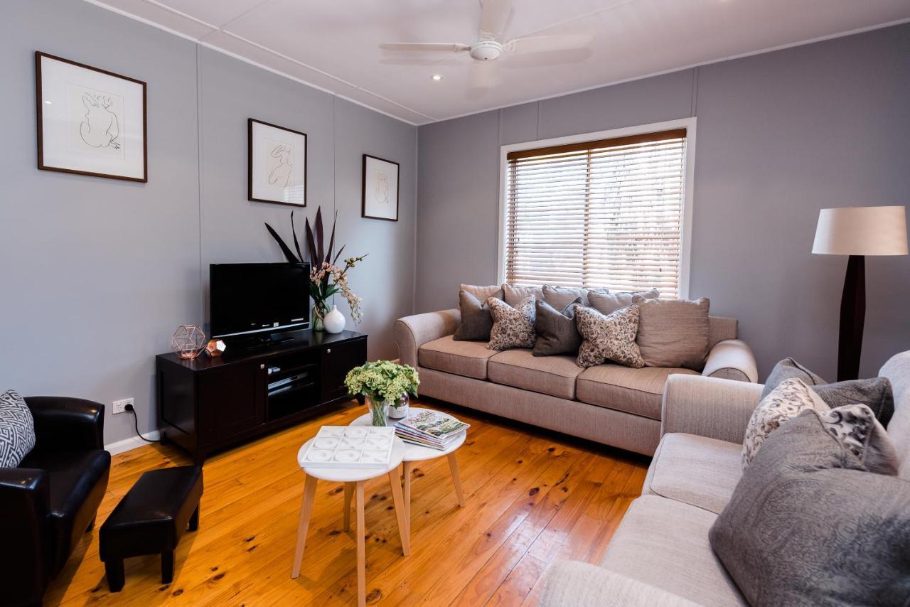 Walnut Tree Cottages Whorouly Екстер'єр фото